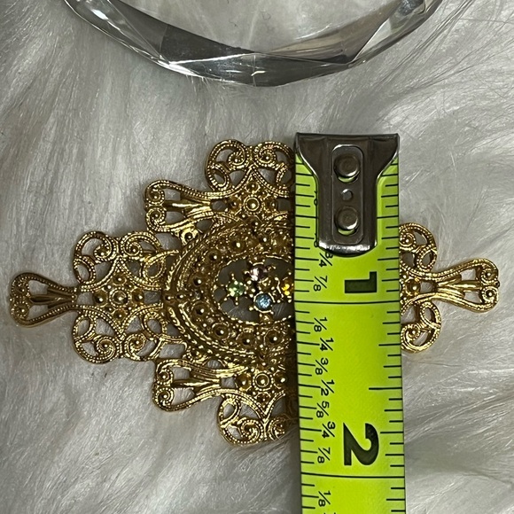 Victorian Style Brooch - Picture 7 of 7